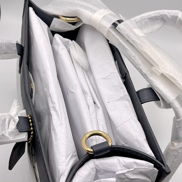 Coach Signature Jacquard Field Tote 30 - Picture 8 of 11